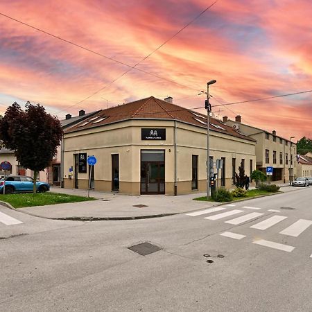 Florek & Florica Apartment Križevci Exteriör bild